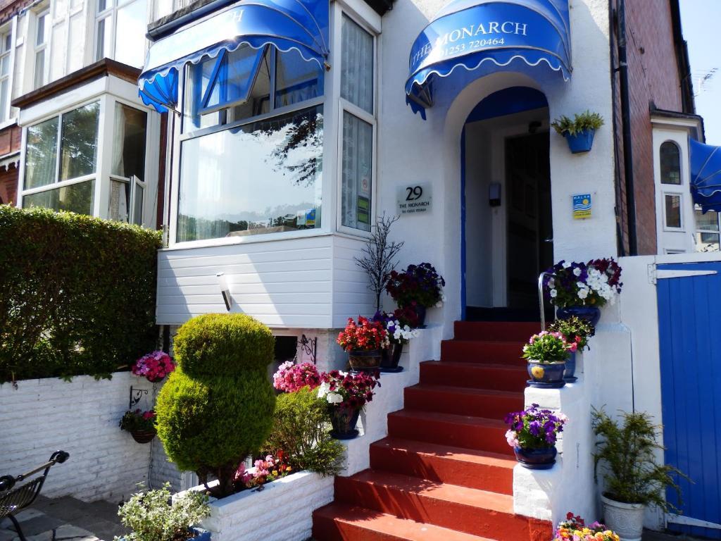 The Monarch Bed & Breakfast Lytham St Annes Exterior photo